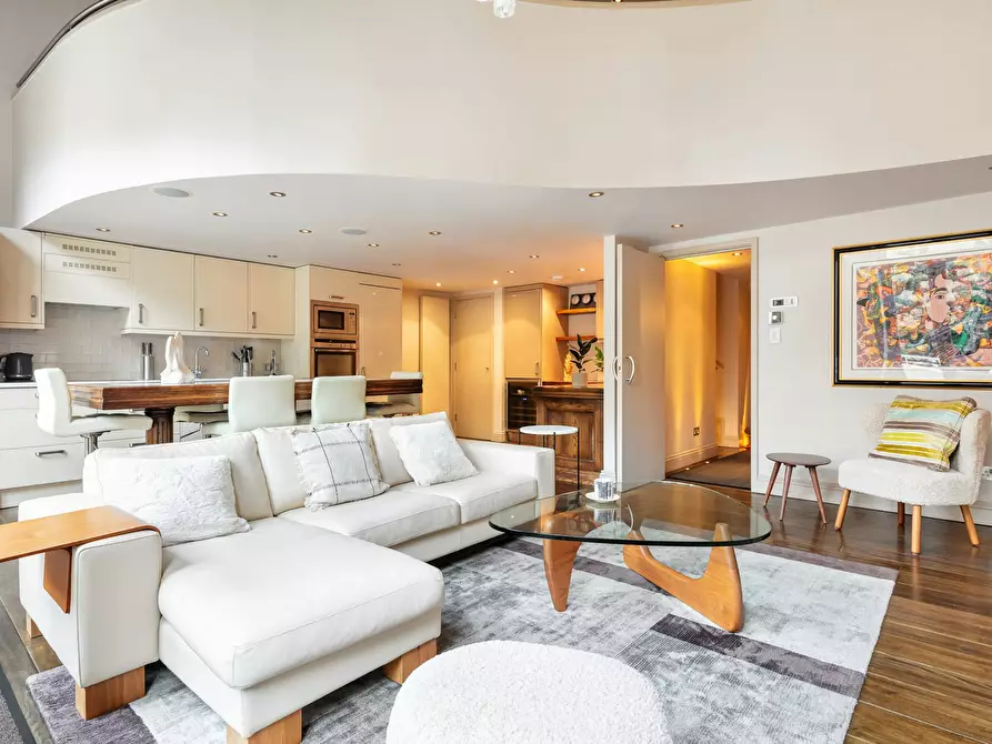 Immagine 5 di Appartamento in affitto  in Earls Court Square a Kensington