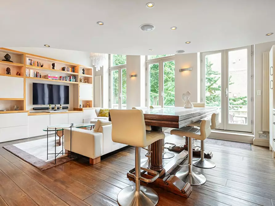 Immagine 7 di Appartamento in affitto  in Earls Court Square a Kensington