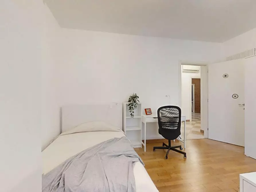 Immagine 2 di Camera in affitto  in Via Pietro Selvatico a Padova