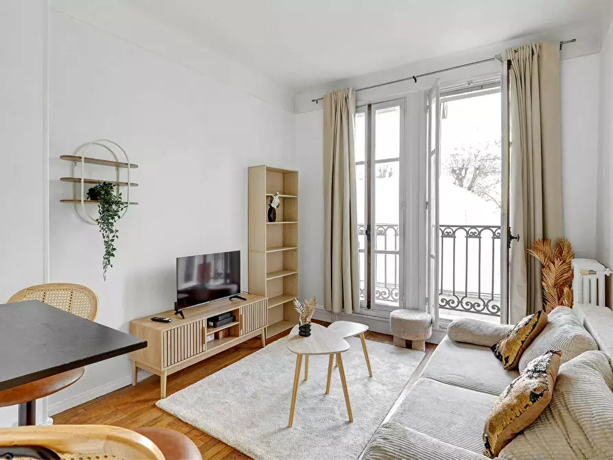 Immagine 2 di Appartamento in affitto  in Rue Firmin Gillot a Paris