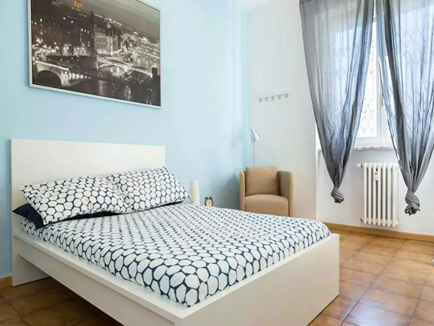 Immagine 2 di Camera in affitto  in Via dei Mandorli a Corsico