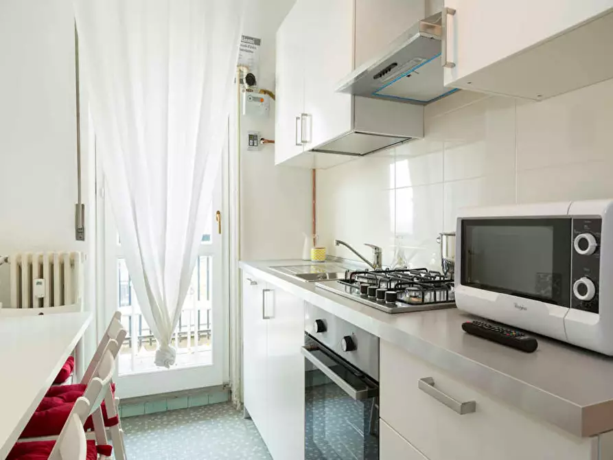 Immagine 9 di Camera in affitto  in Via dei Mandorli a Buccinasco