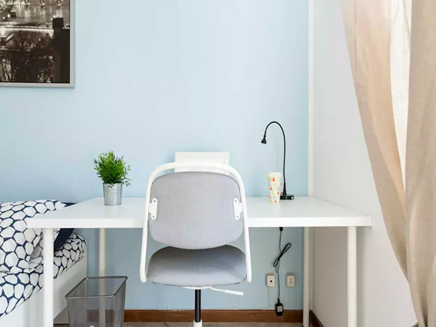 Immagine 4 di Camera in affitto  in Via dei Mandorli a Buccinasco