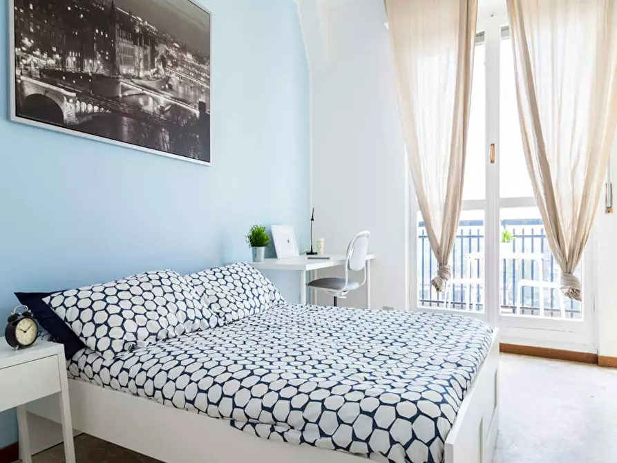 Immagine 1 di Camera in affitto  in Via dei Mandorli a Buccinasco