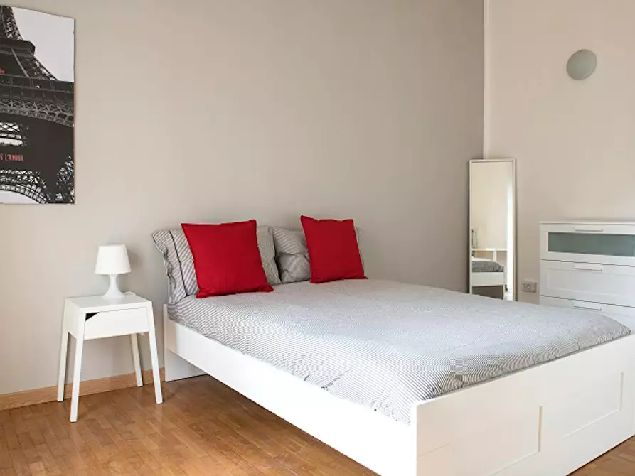 Immagine 3 di Camera in affitto  in Via Sant'Eusebio a Milano