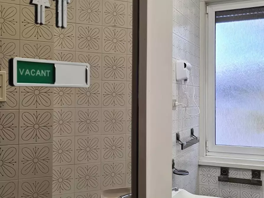 Immagine 7 di Camera condivisa in affitto  in Via Gioacchino Murat a Trieste