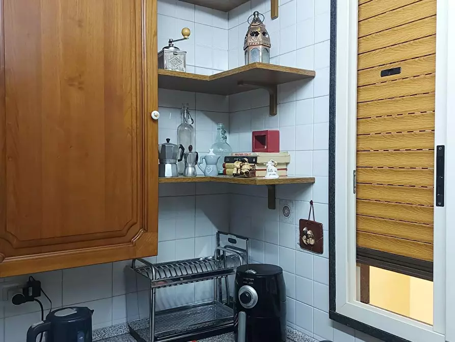 Immagine 6 di Appartamento in affitto  in Via Santa Maria la Scala a Napoli