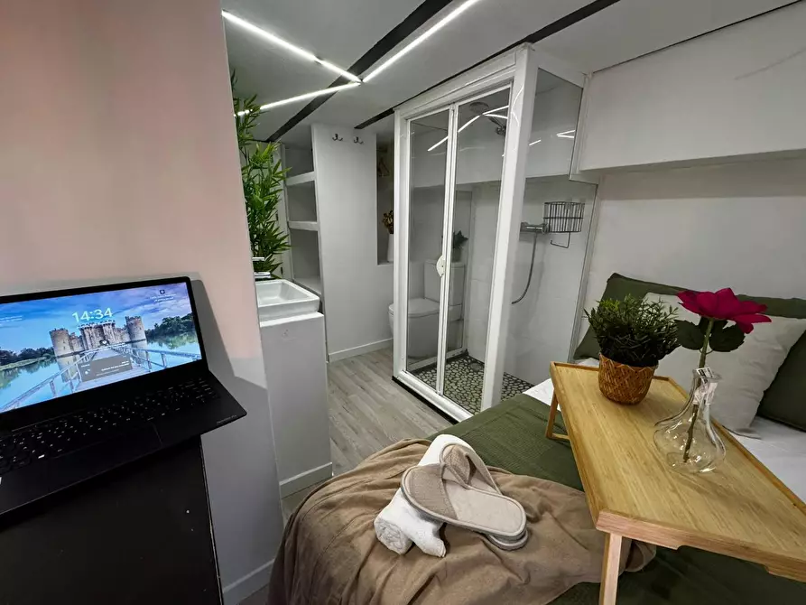 Immagine 6 di Camera in affitto  in Calle de Hortaleza a Madrid