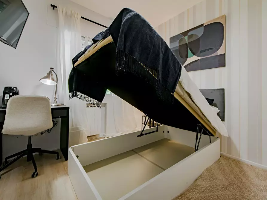 Immagine 5 di Camera in affitto  in Calle Duero a Villaviciosa De Odon