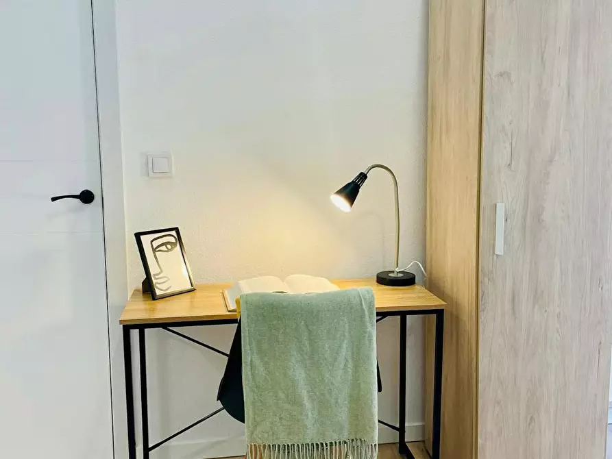 Immagine 4 di Camera in affitto  in Calle de la Luna a Madrid