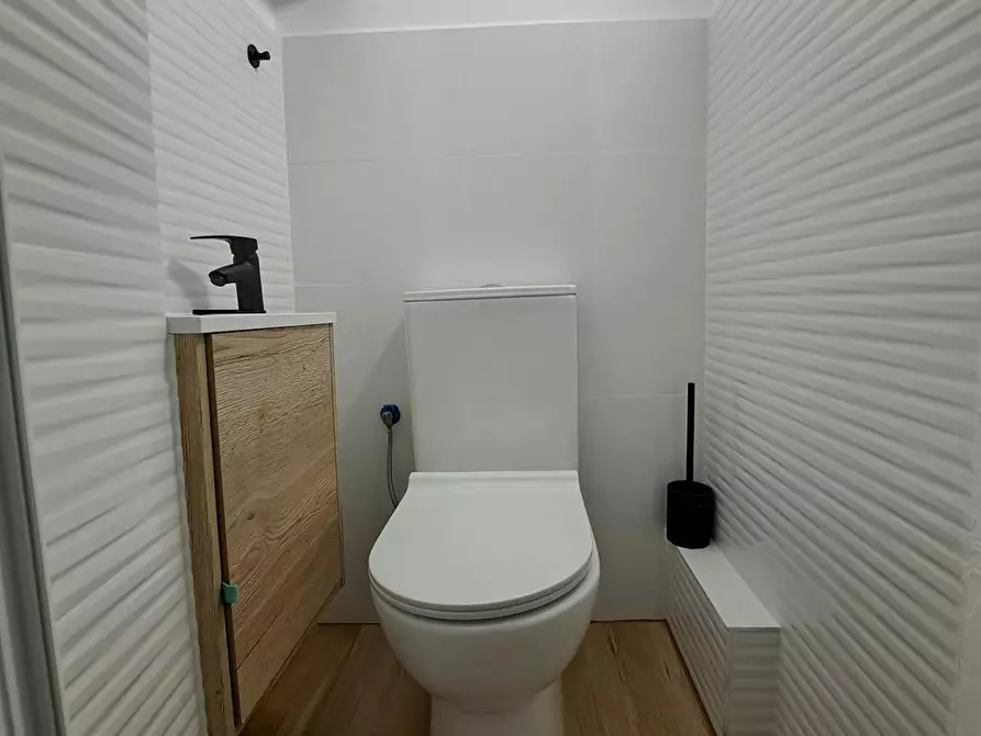 Immagine 4 di Camera in affitto  in Calle de la Luna a Madrid