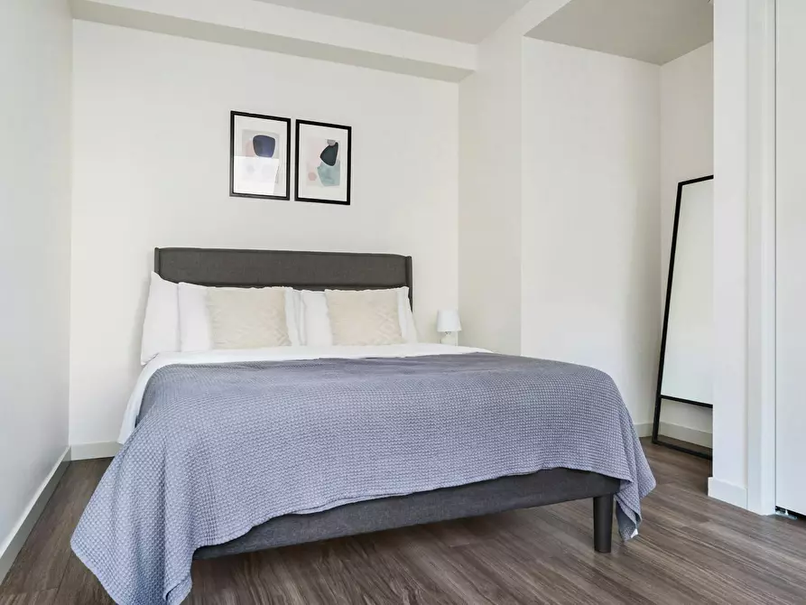 Immagine 9 di Appartamento in affitto  in 2nd Avenue a Messina