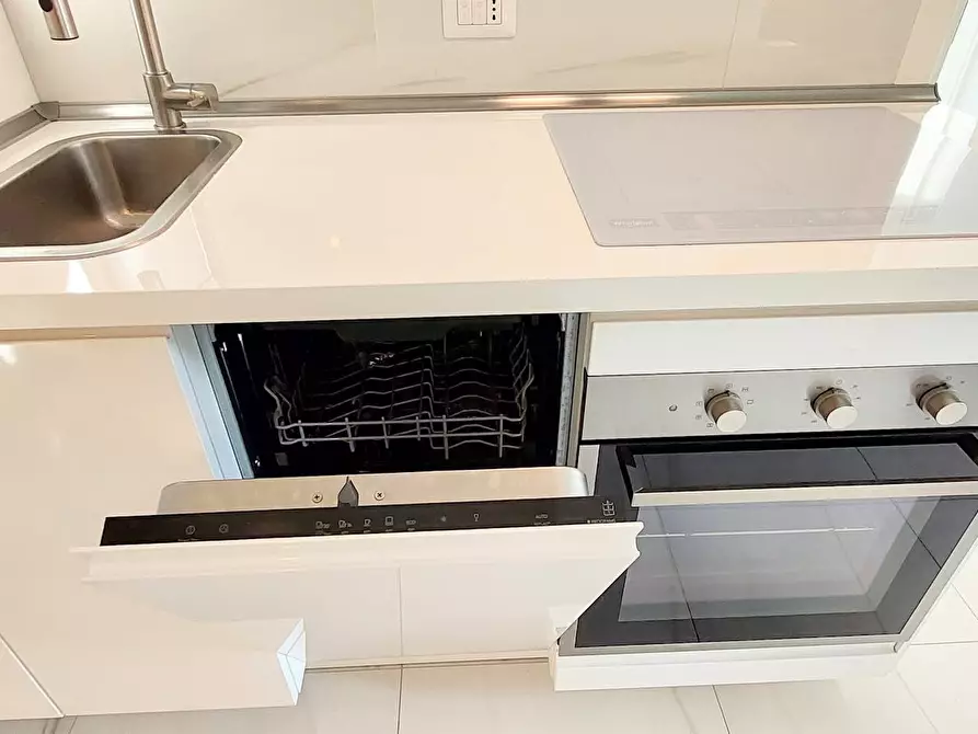 Immagine 9 di Appartamento in affitto  in Via Mincio a Milano