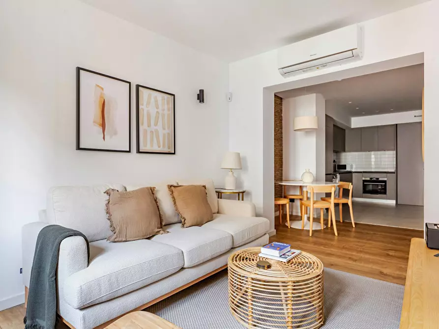 Immagine 2 di Appartamento in affitto  in Carrer del Notariat a Barcelona