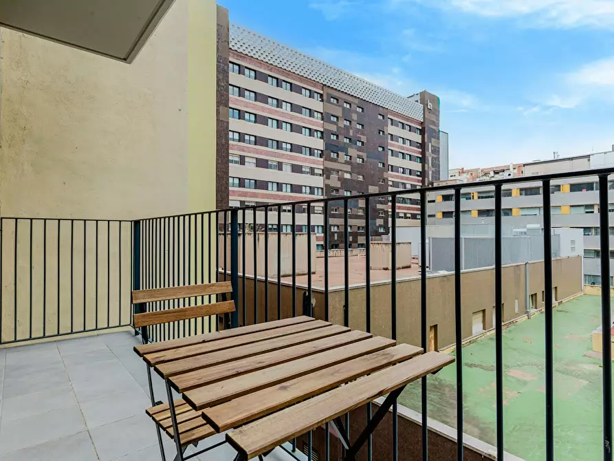 Immagine 4 di Appartamento in affitto  in Carrer de París a Barcelona