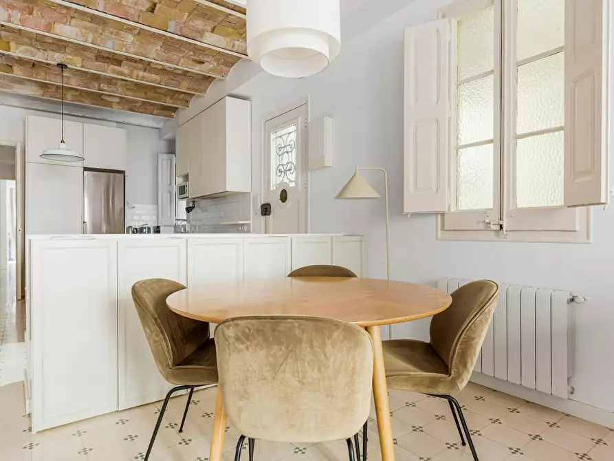 Immagine 5 di Appartamento in affitto  in Carrer de Muntaner a Barcelona