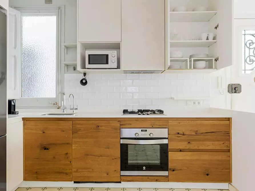 Immagine 6 di Appartamento in affitto  in Carrer de Muntaner a Barcelona