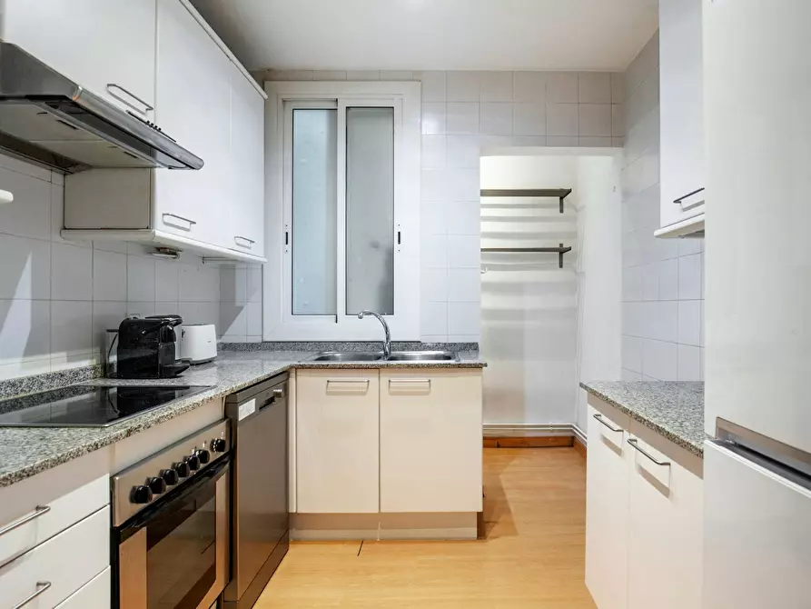 Immagine 7 di Appartamento in affitto  in Carrer de Gandesa a Barcelona