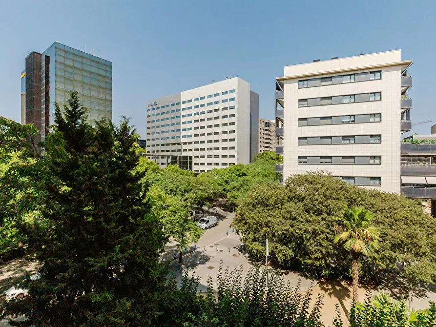 Immagine 4 di Appartamento in affitto  in Carrer de Gandesa a Barcelona