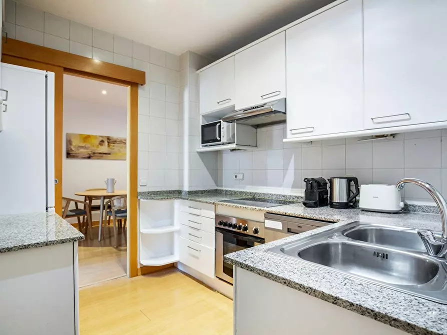 Immagine 6 di Appartamento in affitto  in Carrer de Gandesa a Barcelona