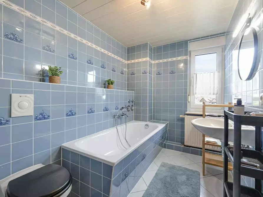 Immagine 10 di Appartamento in affitto  in Lengenfelder Straße a Zwickau