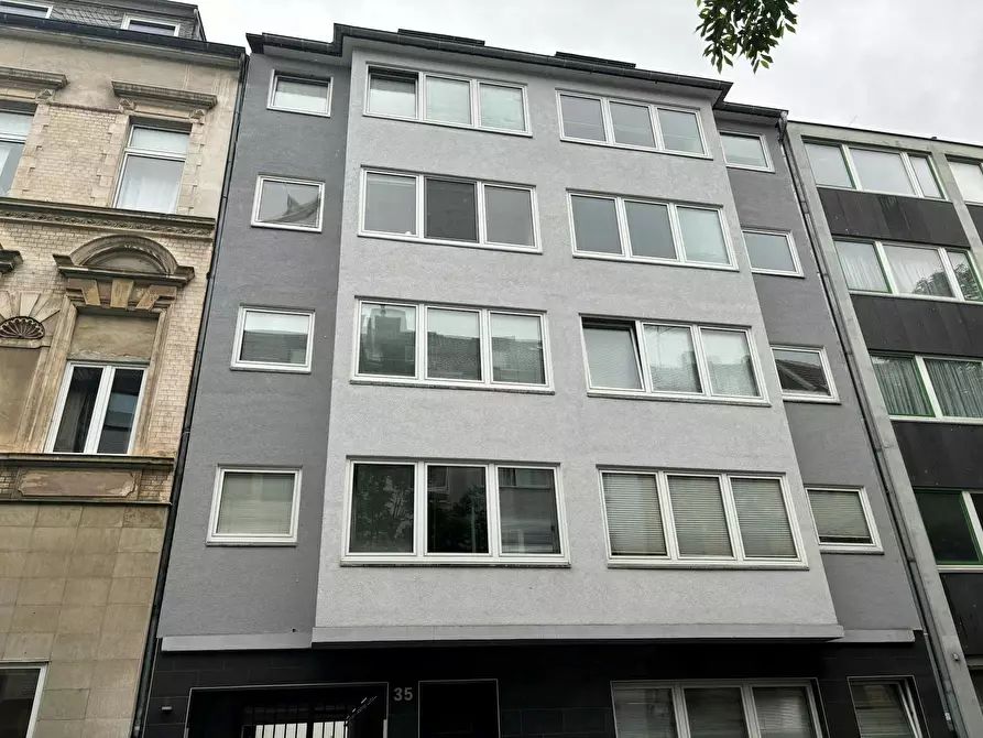 Immagine 9 di Appartamento in affitto  in Parkstraße a Düsseldorf