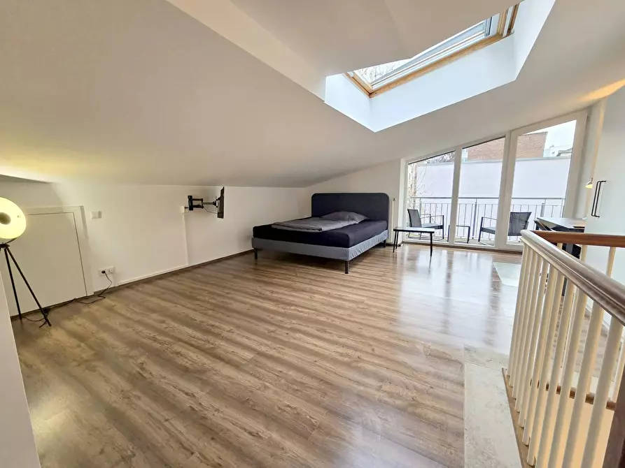 Immagine 2 di Appartamento in affitto  in Obermainstraße a Frankfurt am Main