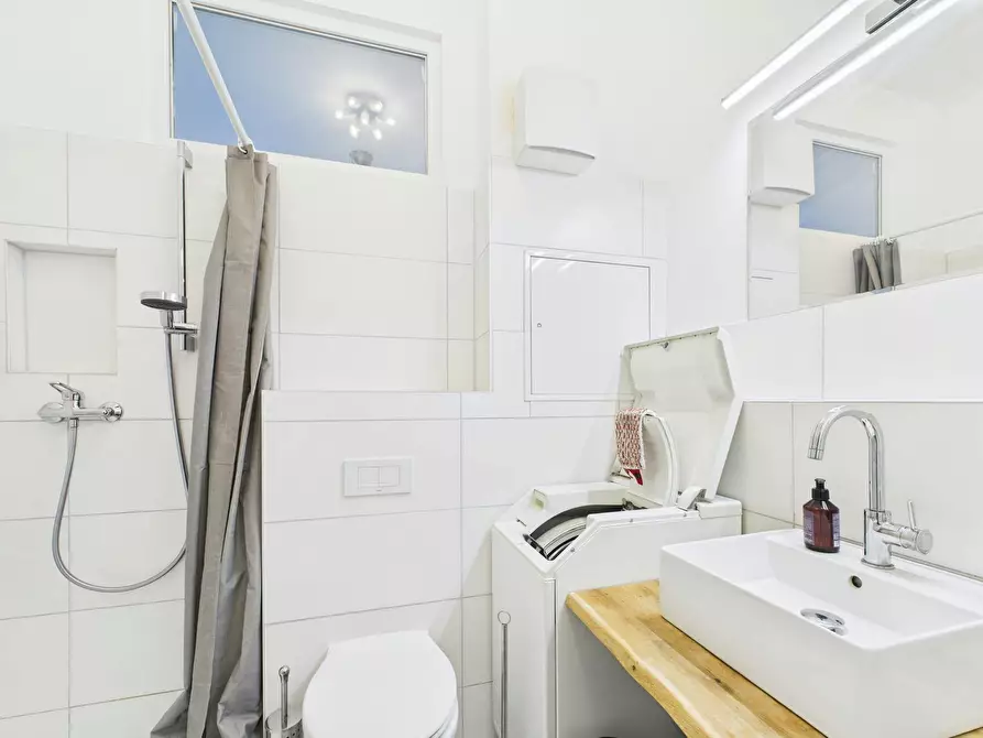 Immagine 8 di Appartamento in affitto  in Emdener Straße a Berlin