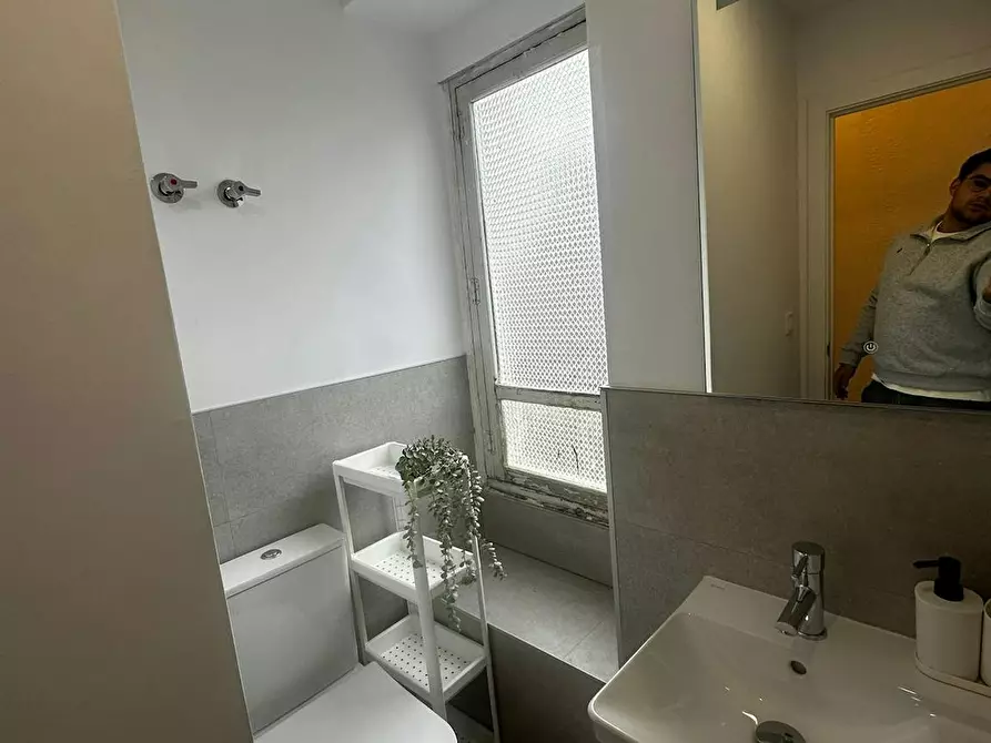 Immagine 8 di Camera in affitto  in Pasaje Campoamor a Alicante/Alacant