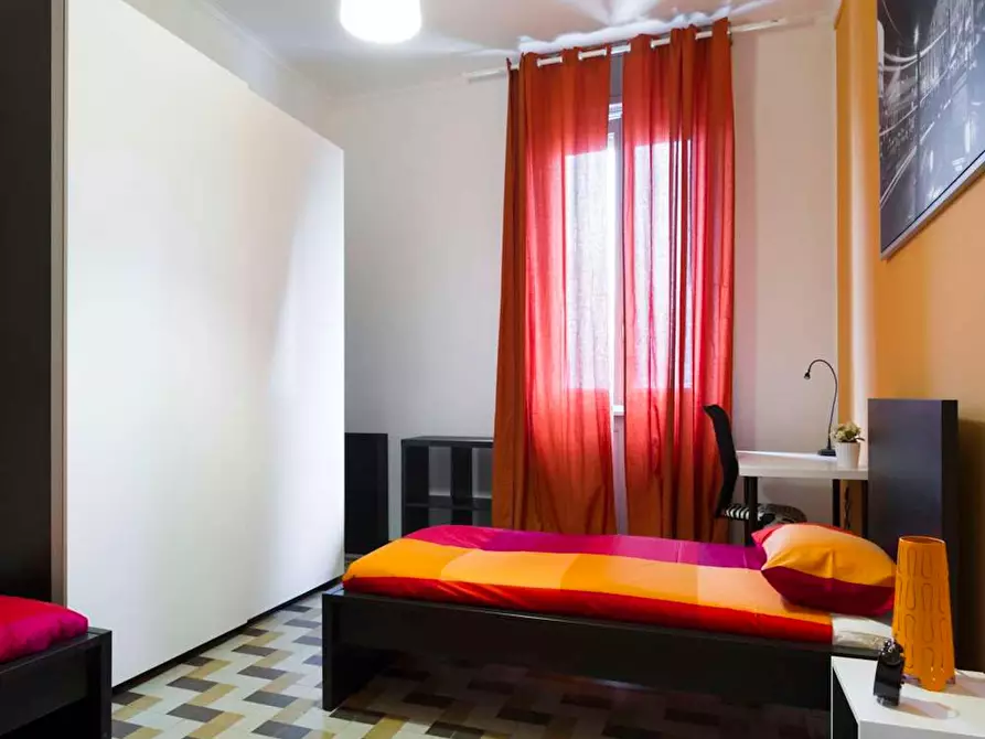 Immagine 10 di Camera in affitto  in Viale Giovanni da Cermenate a Milano