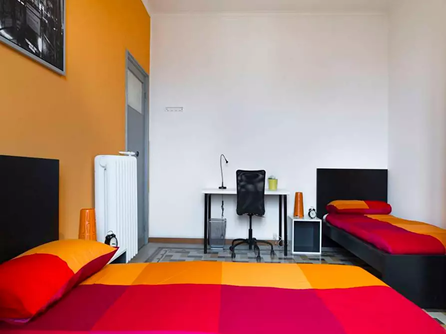 Immagine 2 di Camera in affitto  in Viale Giovanni da Cermenate a Milano