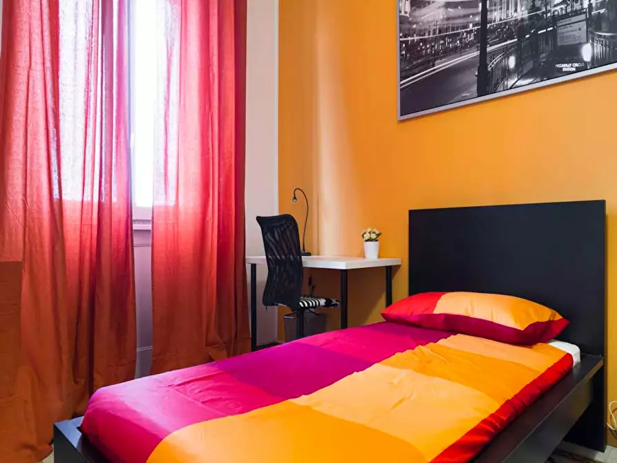 Immagine 7 di Camera in affitto  in Viale Giovanni da Cermenate a Milano