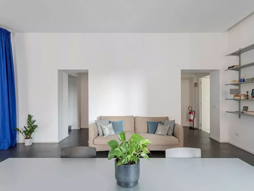 Immagine 9 di Appartamento in affitto  in Piazza Vittorio Emanuele II a Roma