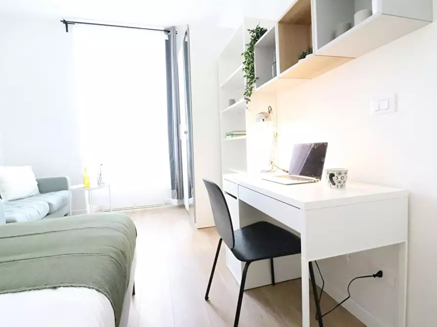 Immagine 4 di Camera in affitto  in Via Camillo Cavour a Firenze