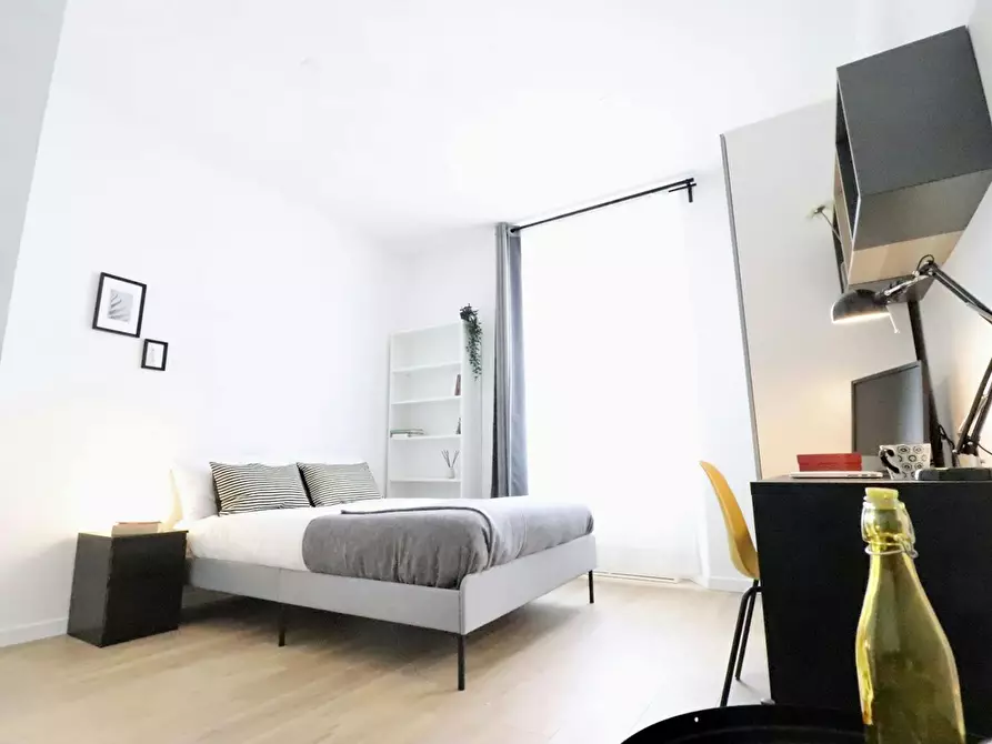 Immagine 4 di Camera in affitto  in Via Camillo Cavour a Firenze