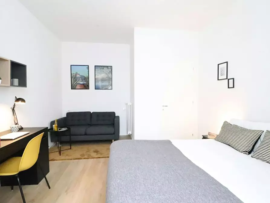 Immagine 3 di Camera in affitto  in Via Camillo Cavour a Firenze