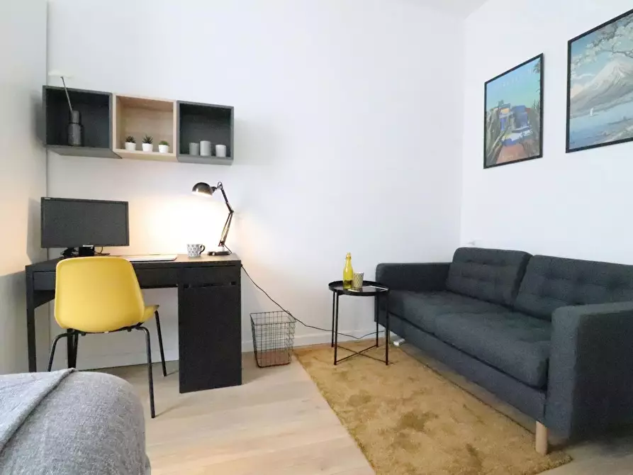 Immagine 2 di Camera in affitto  in Via Camillo Cavour a Firenze