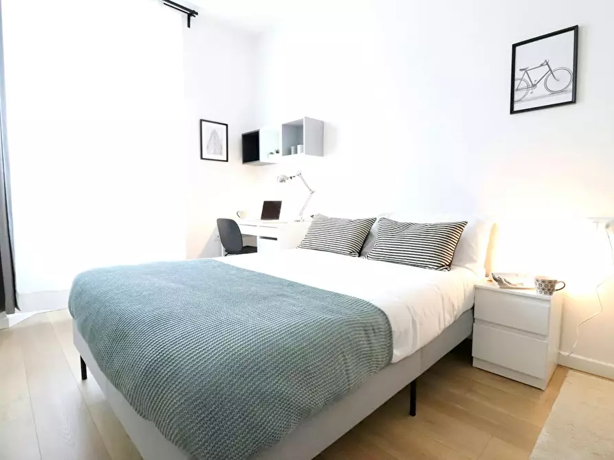 Immagine 8 di Camera in affitto  in Via Camillo Cavour a Firenze