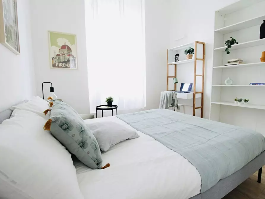 Immagine 2 di Camera in affitto  in Via Francesco Crispi a Firenze