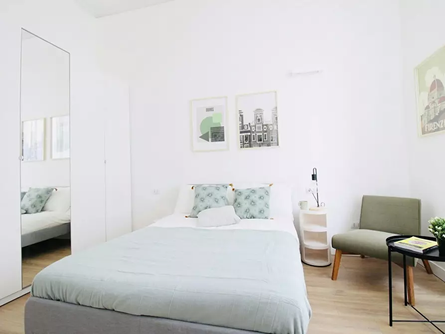 Immagine 8 di Camera in affitto  in Via Francesco Crispi a Firenze