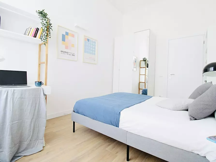 Immagine 2 di Camera in affitto  in Via Francesco Crispi a Firenze