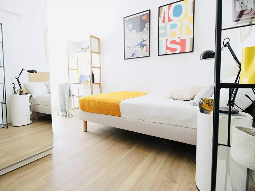 Immagine 3 di Camera in affitto  in Via Francesco Crispi a Firenze