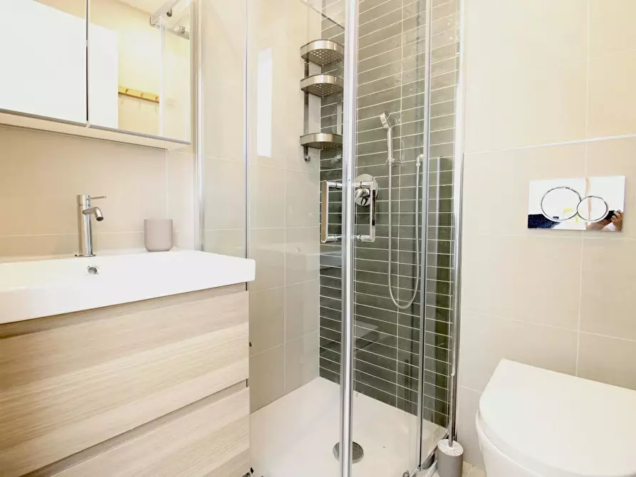 Immagine 6 di Camera in affitto  in Via Francesco Crispi a Firenze