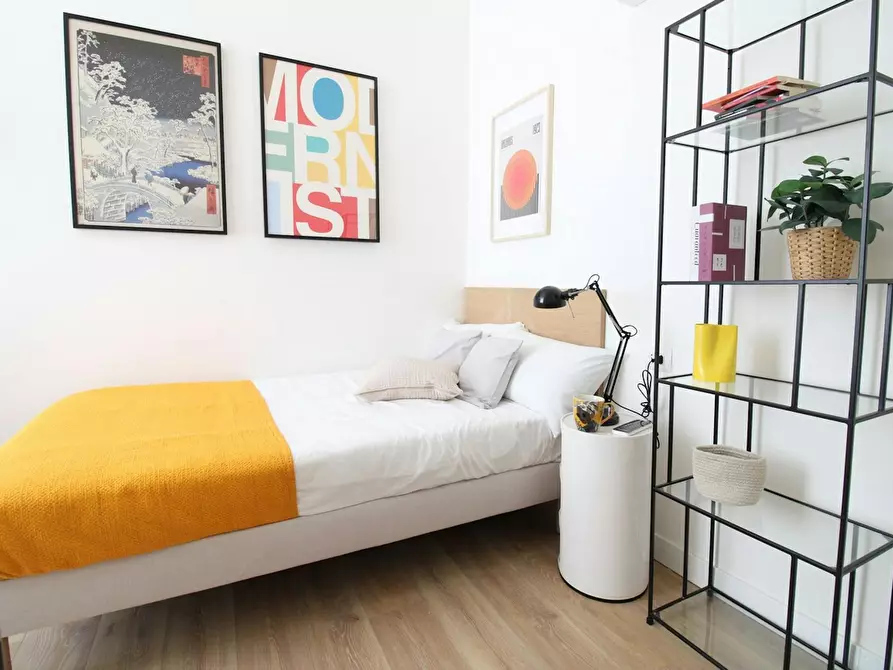 Immagine 4 di Camera in affitto  in Via Francesco Crispi a Firenze