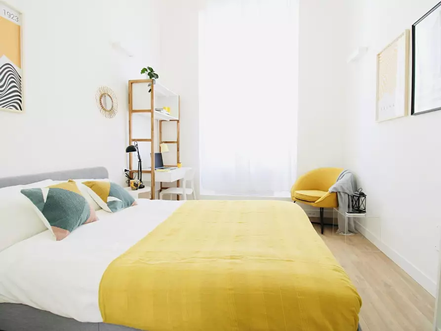 Immagine 5 di Camera in affitto  in Via Francesco Crispi a Firenze