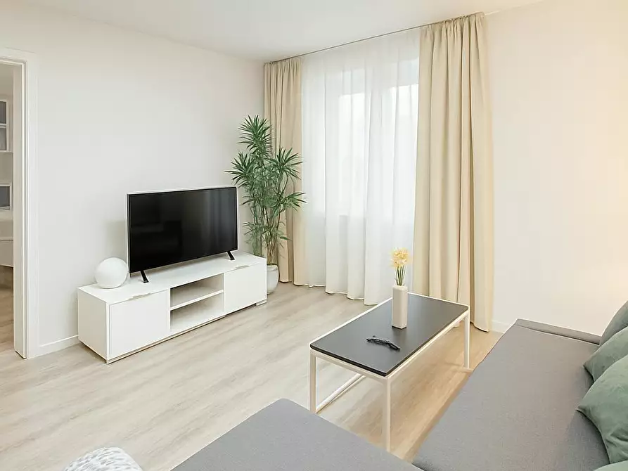 Immagine 8 di Appartamento in affitto  in Forstenrieder Allee a München