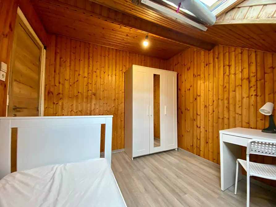 Immagine 4 di Camera in affitto  in Rue des Deux Tours a Saint-Josse-Ten-Noode