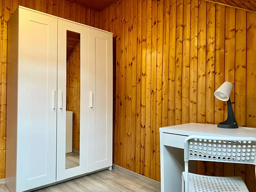 Immagine 5 di Camera in affitto  in Rue des Deux Tours a Saint-Josse-Ten-Noode