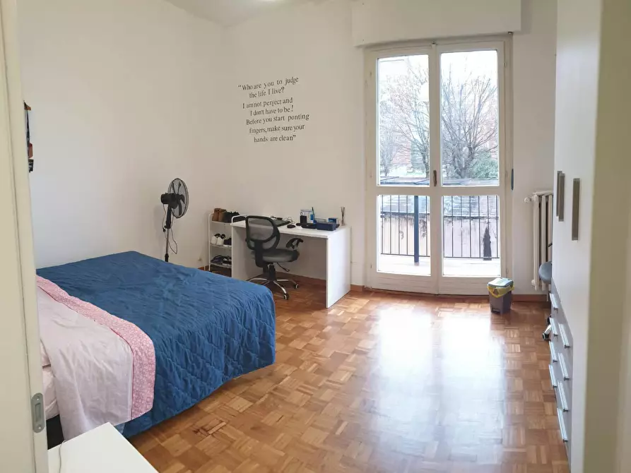 Immagine 4 di Camera in affitto  in Via Gioacchino Quarello a Torino