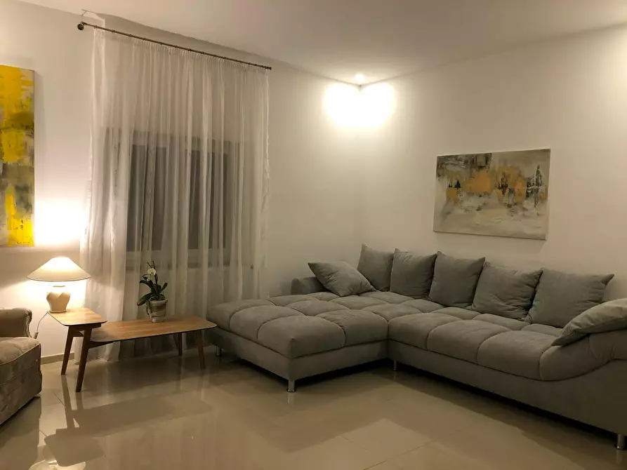 Immagine 2 di Appartamento in affitto  in Treburer Straße a Kelsterbach